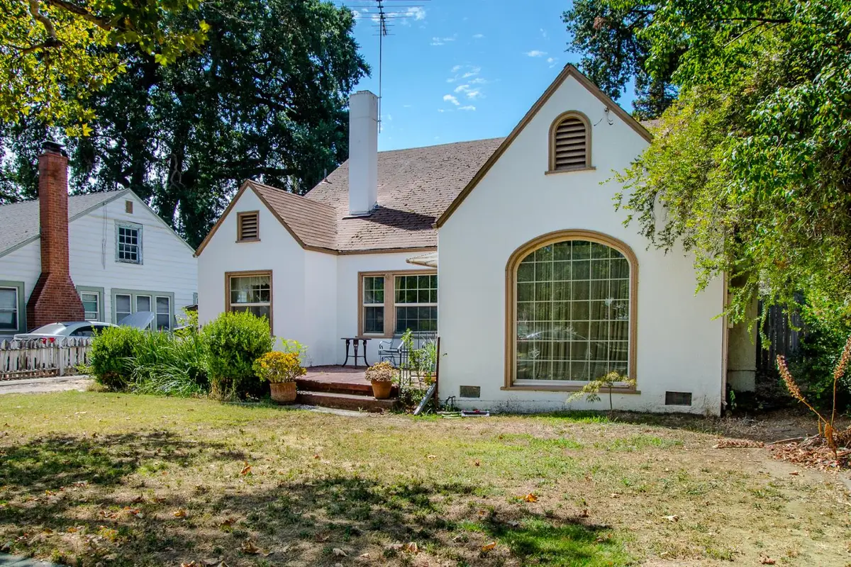 162 Oak Avenue, Woodland, CA 95695 - #1