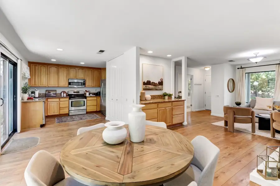 24 Adelphi Court, Sacramento, CA 95825 - #3