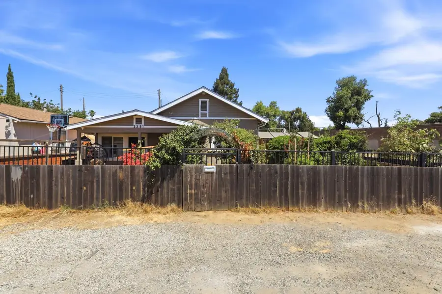 3391 26th Avenue, Sacramento, CA 95820 - #2