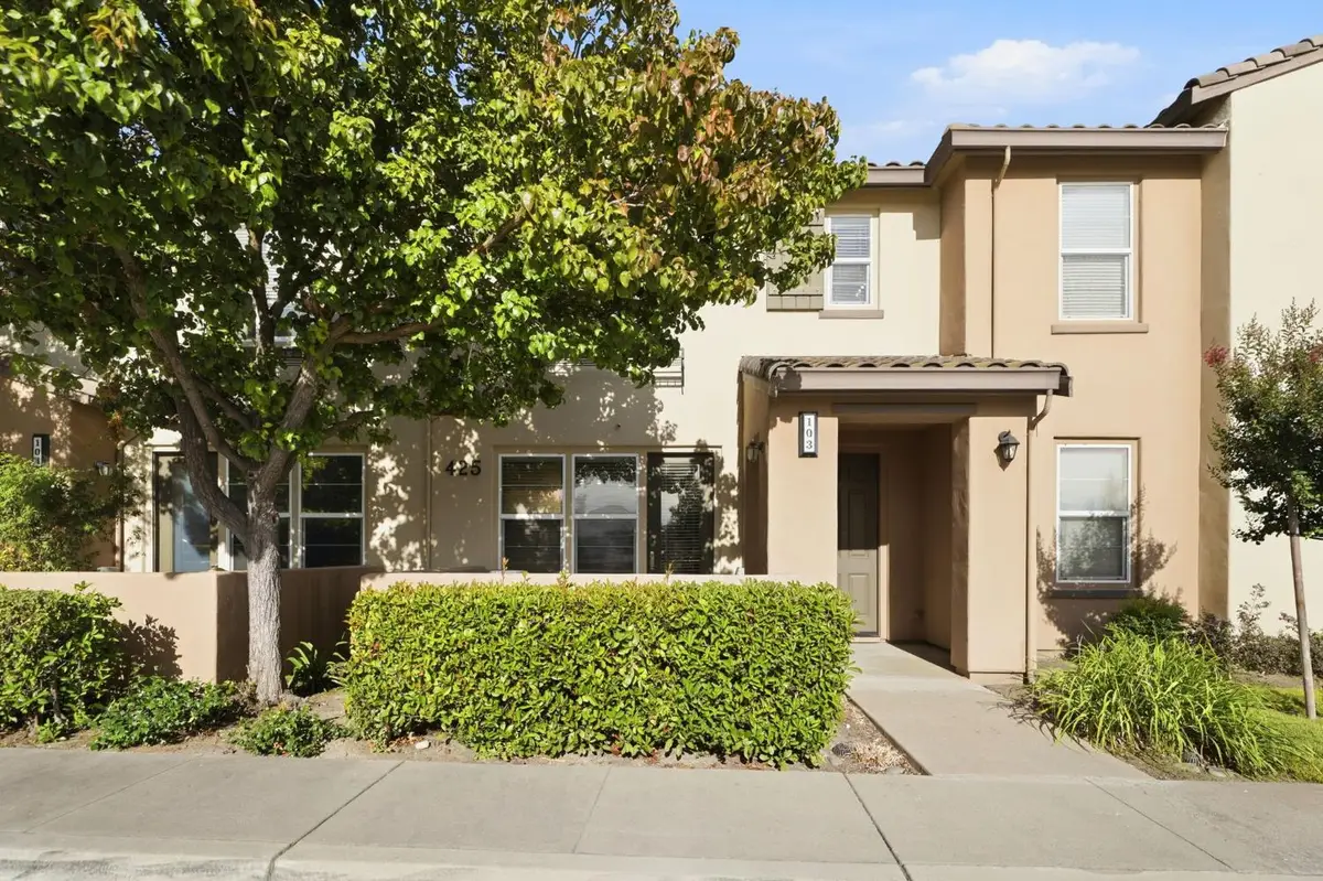425 Regatta Lane #103, West Sacramento, CA 95605 - #1