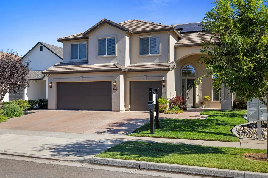 3213 Hillglen Avenue, Modesto, CA 95355 - #3