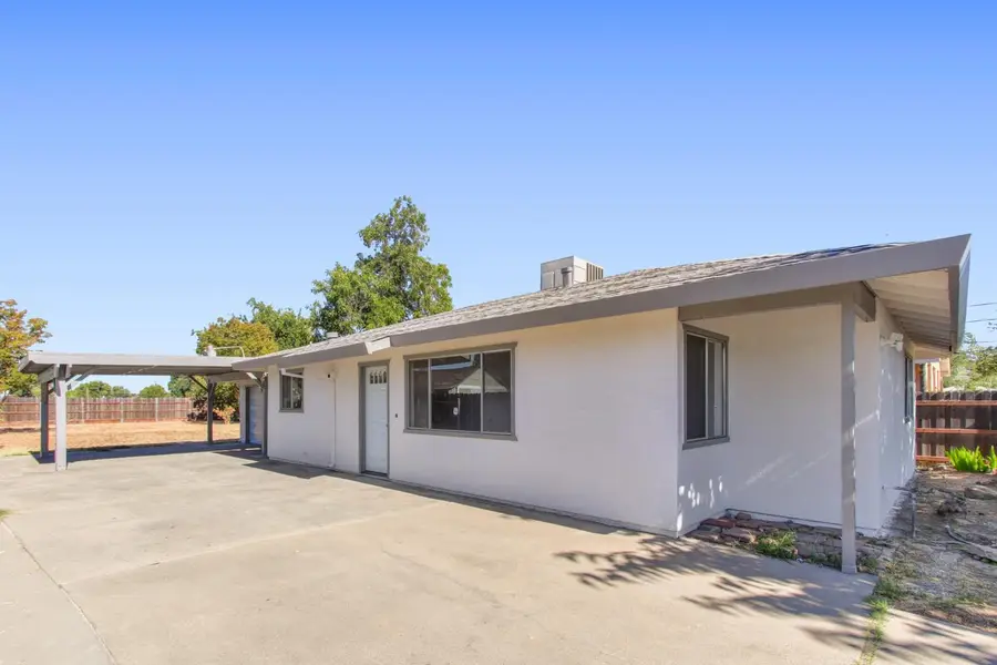 5280 Mendocino Boulevard, Sacramento, CA 95820 - #3