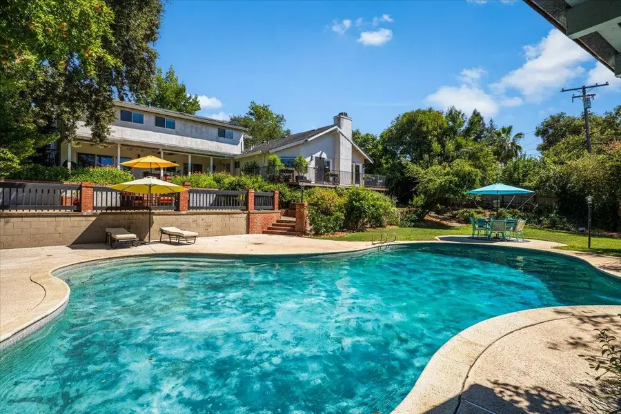 4637 Hixon Circle, Carmichael, CA 95608 - #3