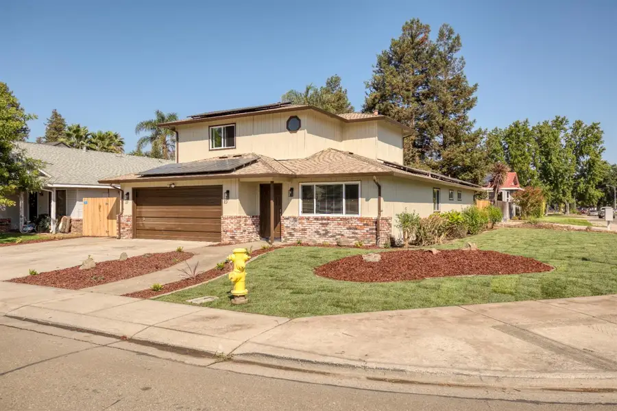 1621 Davis Street, Ripon, CA 95366 - #2