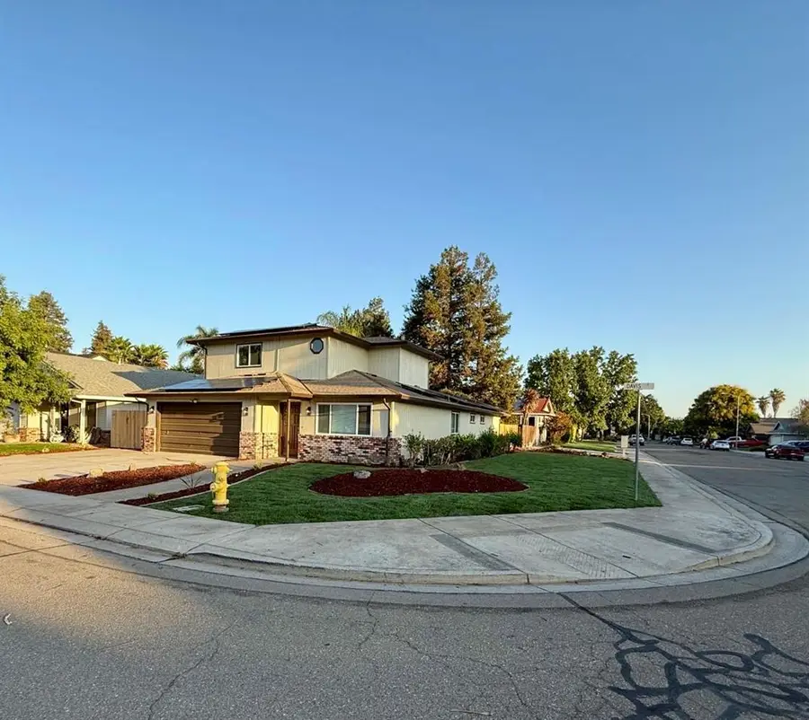 1621 Davis Street, Ripon, CA 95366 - #3