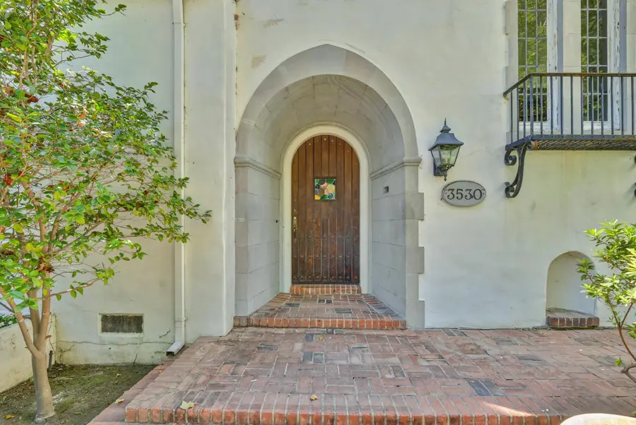3530 Brockway Court, Sacramento, CA 95818 - #3