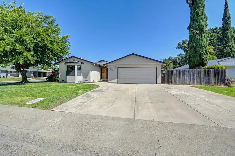 4701 Kerwood Way, Sacramento, CA 95823 - #2