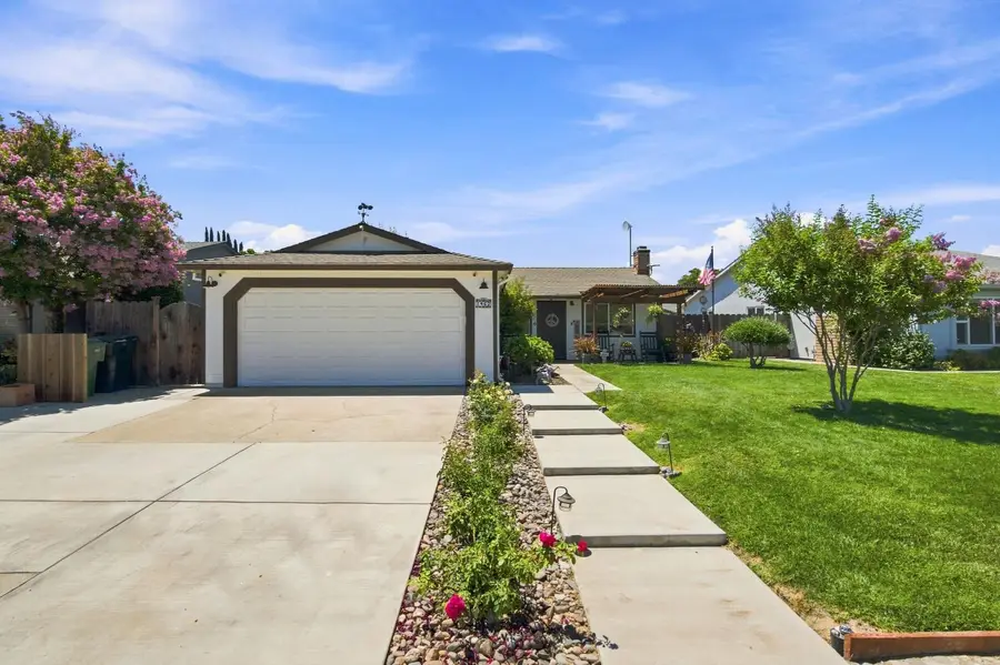 1462 W 4th Street, Ripon, CA 95366 - #2