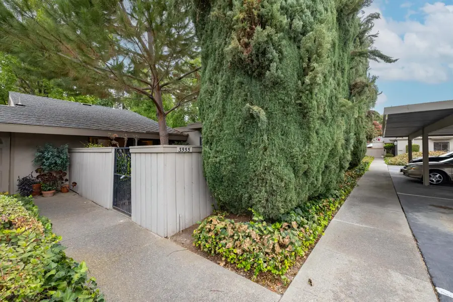 3555 Appleton Way, Stockton, CA 95219 - #3