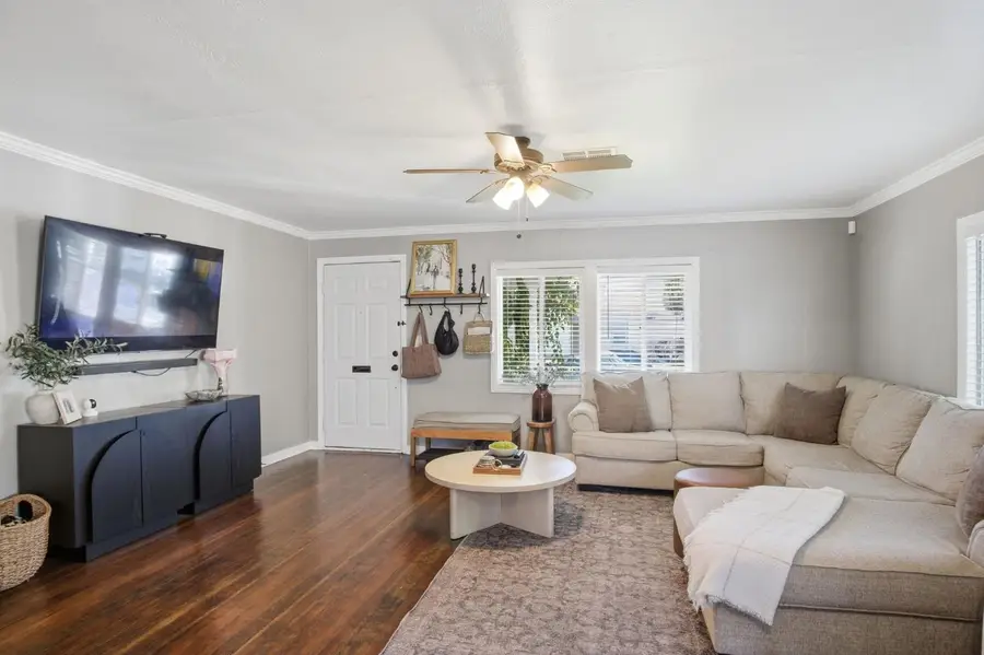 1956 Elmwood Avenue, Stockton, CA 95204 - #2