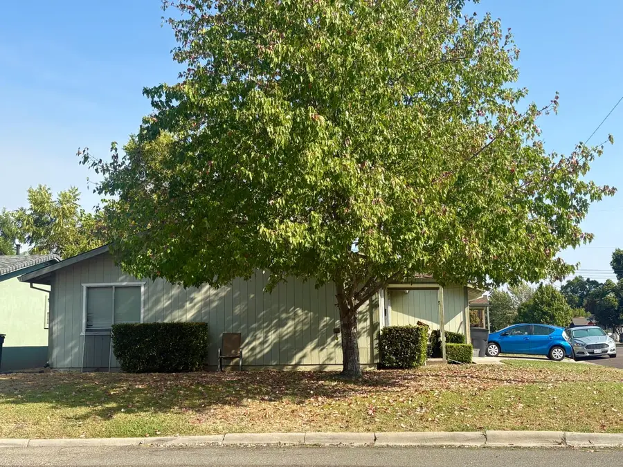 203 Fremont Avenue, Roseville, CA 95678 - #3