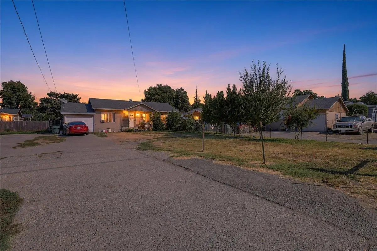 367 Monterey Avenue, Yuba City, CA 95991 - #1