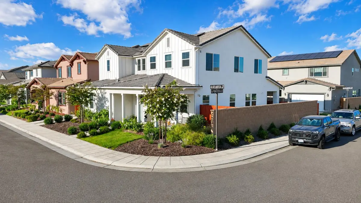 411 S Atlantica Drive, Madera, CA 93636 - #1
