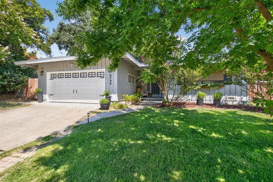 5724 Southgrove Drive, Citrus Heights, CA 95610 - #2