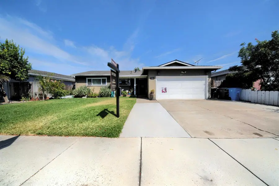 731 Welburn Avenue, Gilroy, CA 95020 - #2