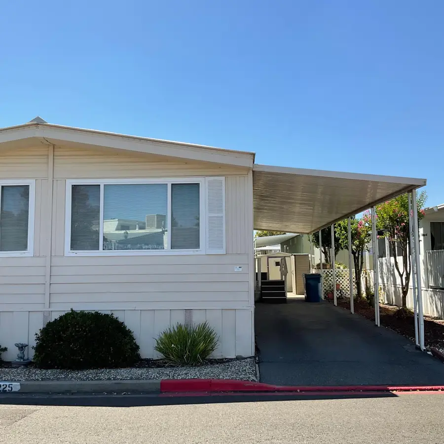 225 Club House Drive, Rancho Cordova, CA 95670 - #3