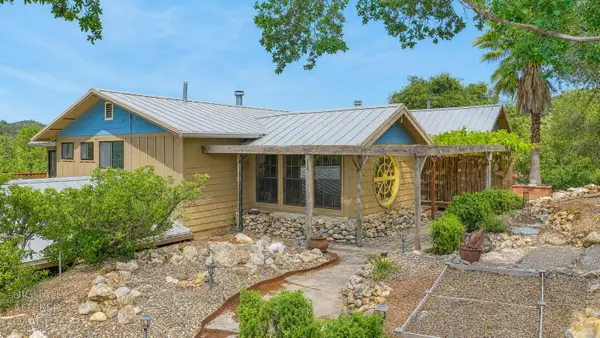 8812 Miwok Trail, Mokelumne Hill, CA 95245
