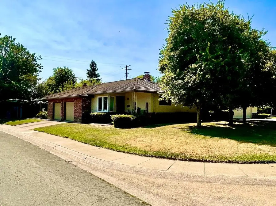 836 Bell Air Drive, Sacramento, CA 95822 - #3