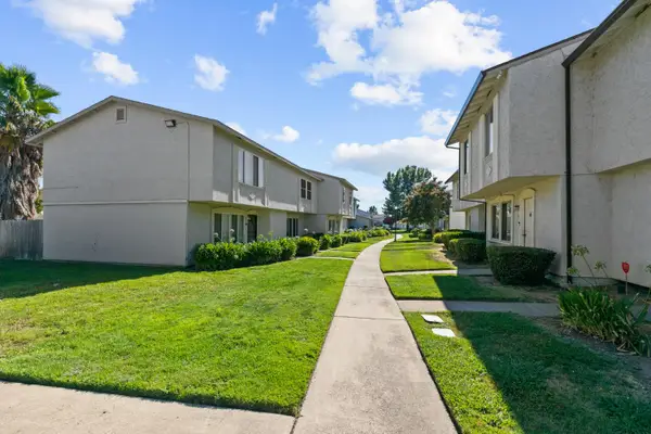 7706 La Mancha Way, Sacramento, CA 95823