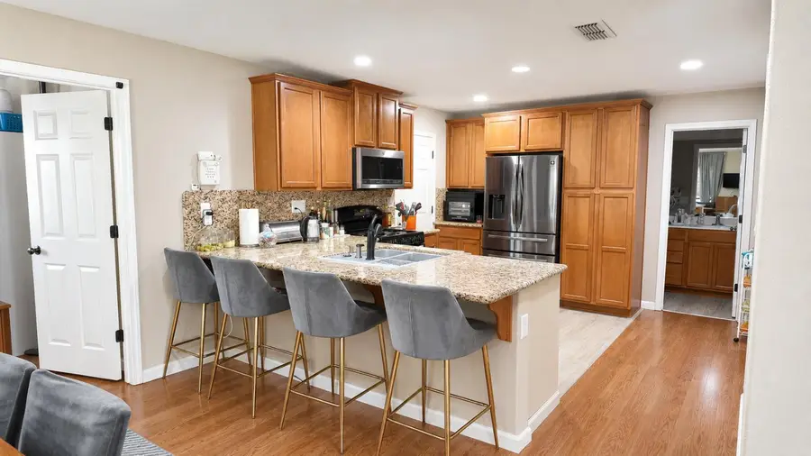 7505 Splendid Way, Elk Grove, CA 95758 - #3