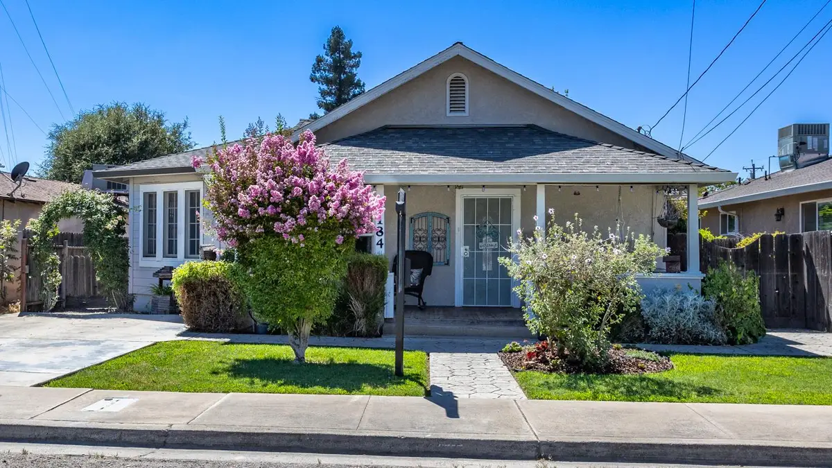 184 Stanislaus Ave, Oakdale, CA 95361 - #1