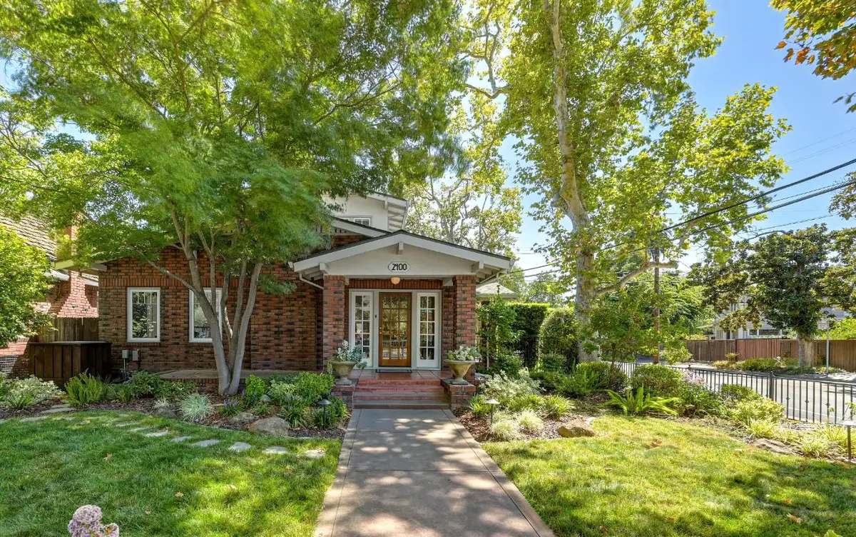 2400 Marshall Way, Sacramento, CA 95818 - #1