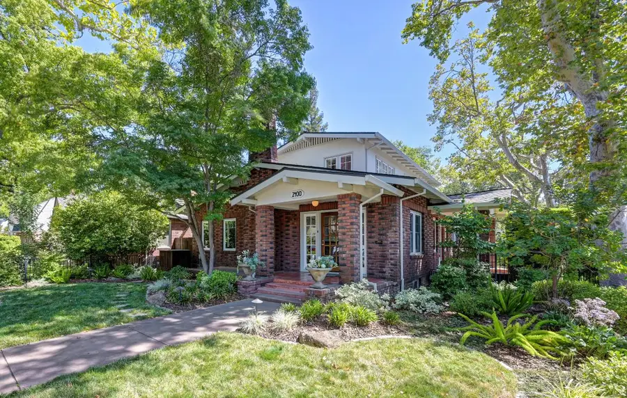 2400 Marshall Way, Sacramento, CA 95818 - #2
