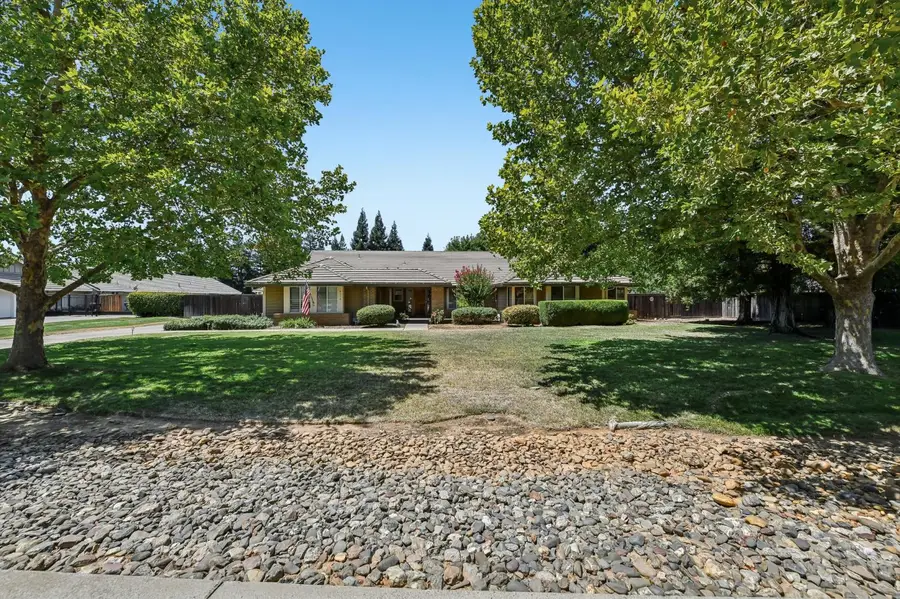 8238 Ardenness Drive, Sacramento, CA 95829 - #2