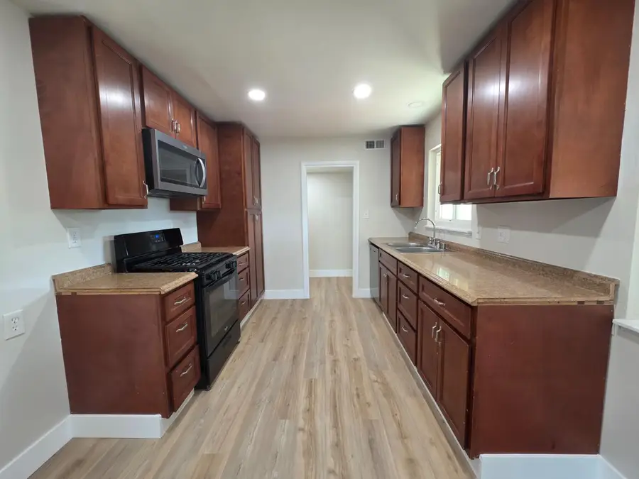 10237 Coloma Road, Rancho Cordova, CA 95670 - #3