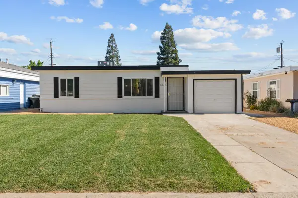 2040 Robert Way, Sacramento, CA 95825