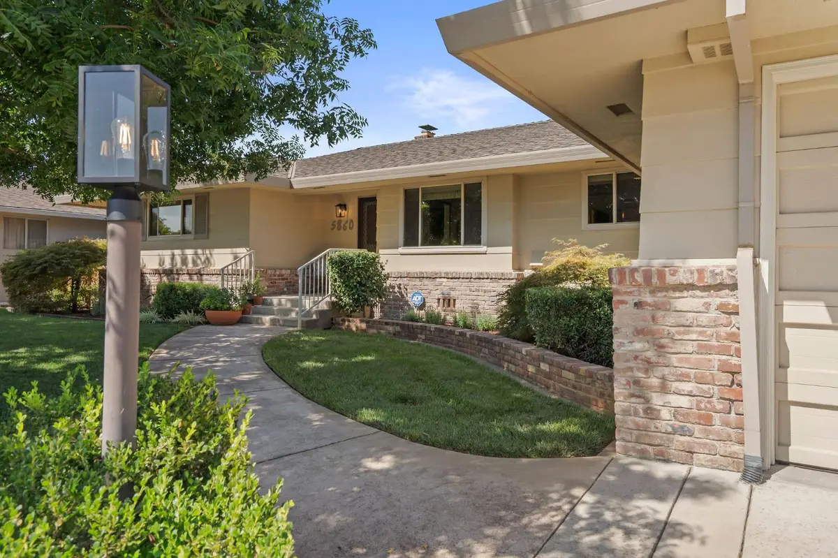 5860 Annrud Way, Sacramento, CA 95822 - #1