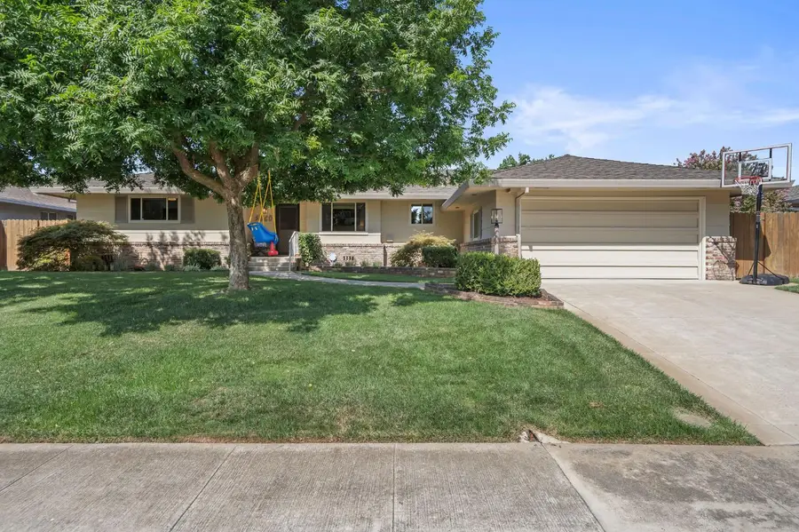 5860 Annrud Way, Sacramento, CA 95822 - #2