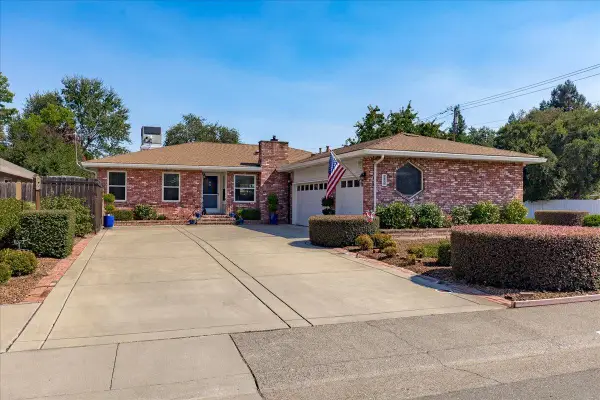 3450 Meadow Way, Rocklin, CA 95677