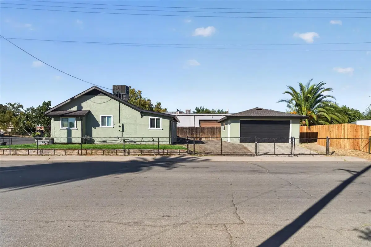 2800 Del Paso Boulevard, Sacramento, CA 95815 - #1