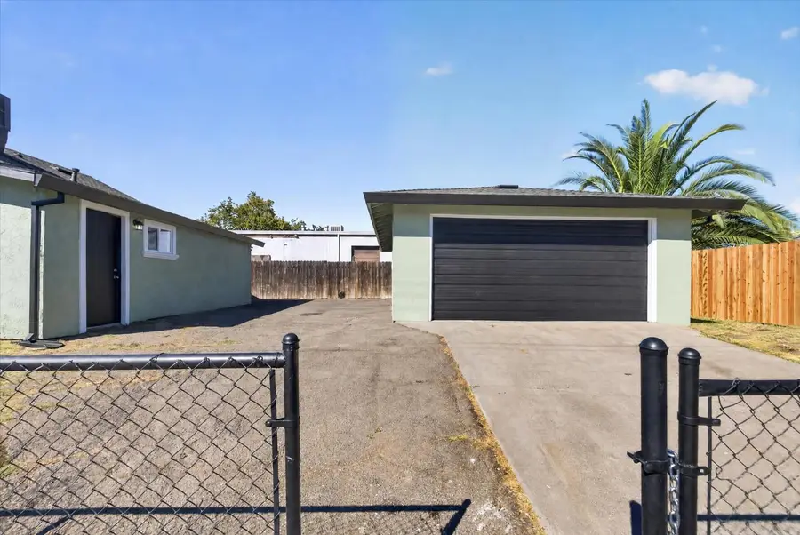 2800 Del Paso Boulevard, Sacramento, CA 95815 - #3