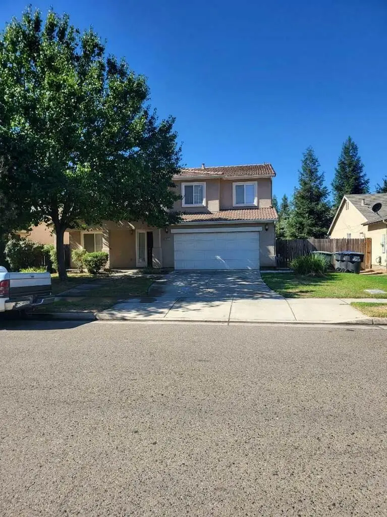 2851 W Sedona Avenue, Visalia, CA 93291 - #2