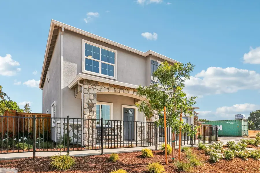 5121 St. Edwards Way, Elk Grove, CA 95758 - #2