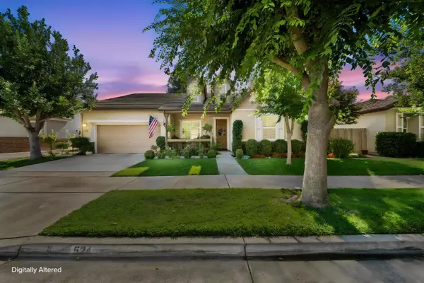 524 Dales Pony Court, Oakdale, CA 95361