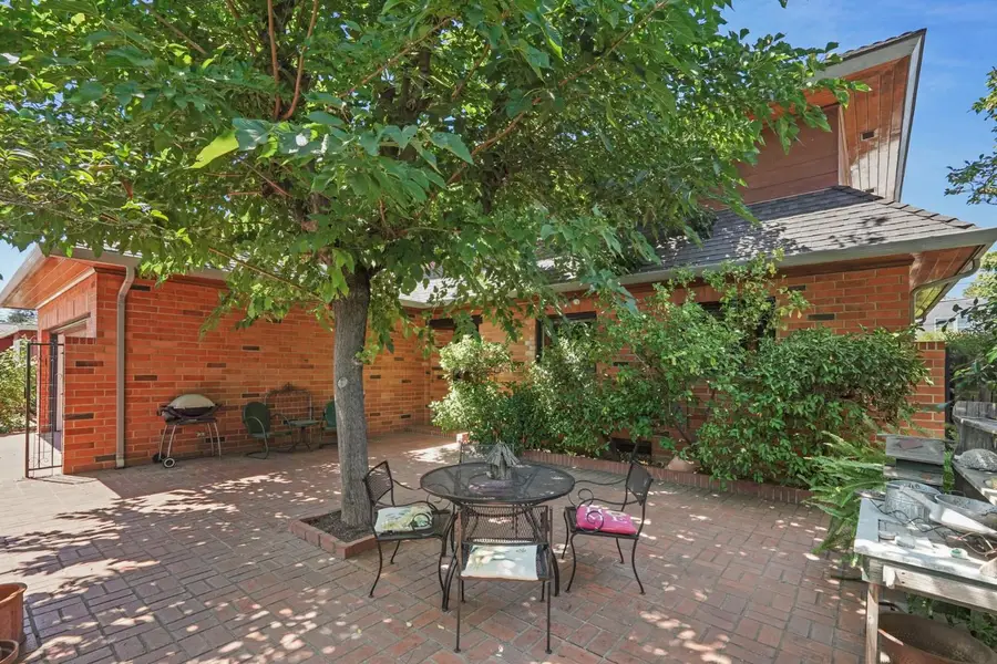 659 W Euclid Avenue, Stockton, CA 95204 - #3