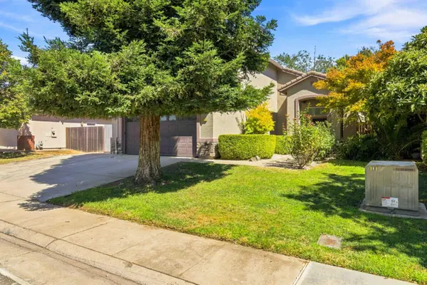 10727 Byington Way, Rancho Cordova, CA 95670