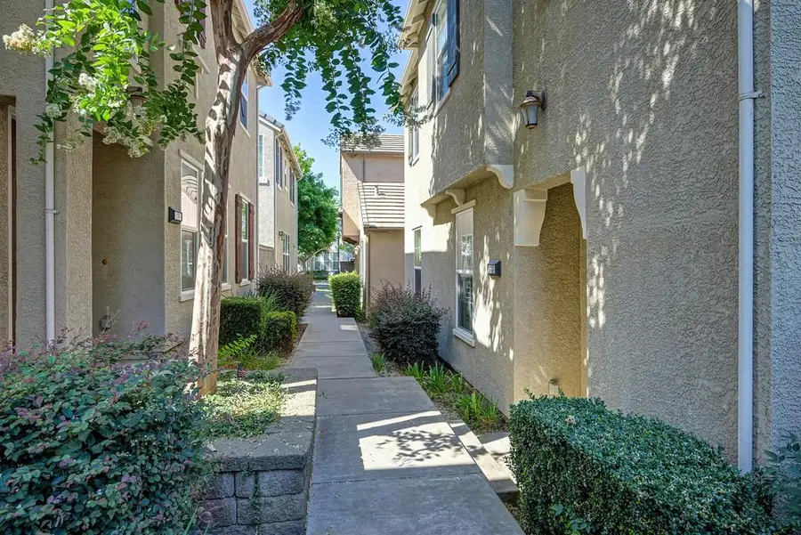 133 Talmont Circle #133, Roseville, CA 95678 - #2
