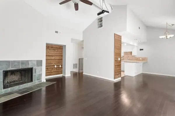 7945 La Riviera Dr, Sacramento, CA 95826