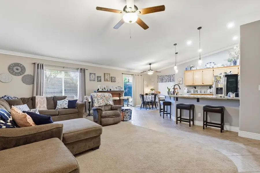 251 White Water Way, Yuba City, CA 95991 - #2