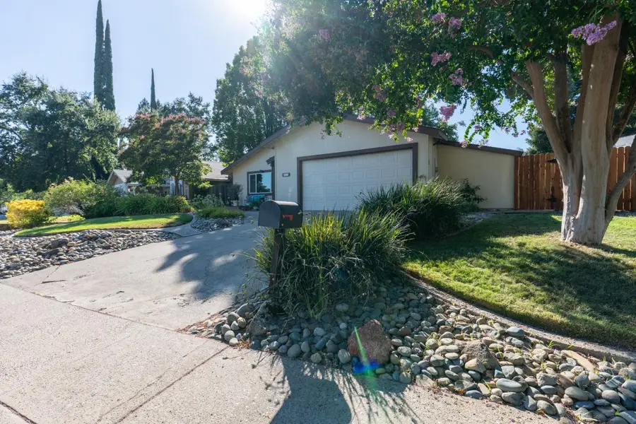 8025 Larwin Drive, Citrus Heights, CA 95610 - #2