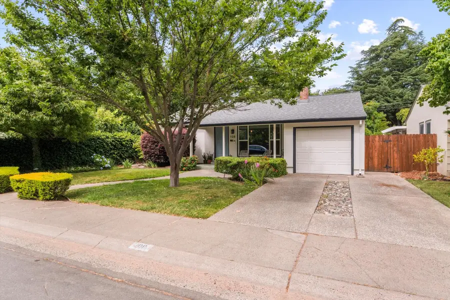 108 Aiken Way, Sacramento, CA 95819 - #3