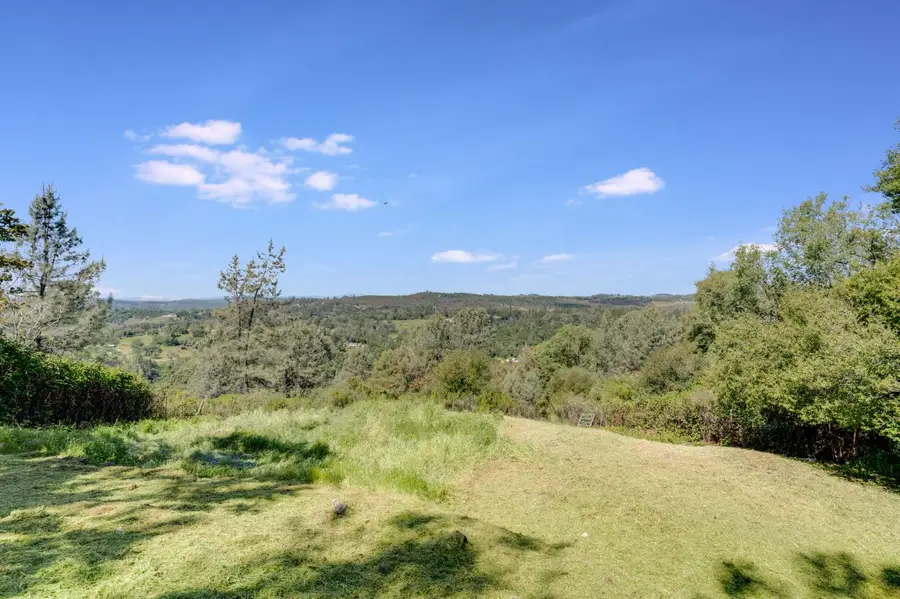5800 Mckinley Drive, Garden Valley, CA 95633 - #3