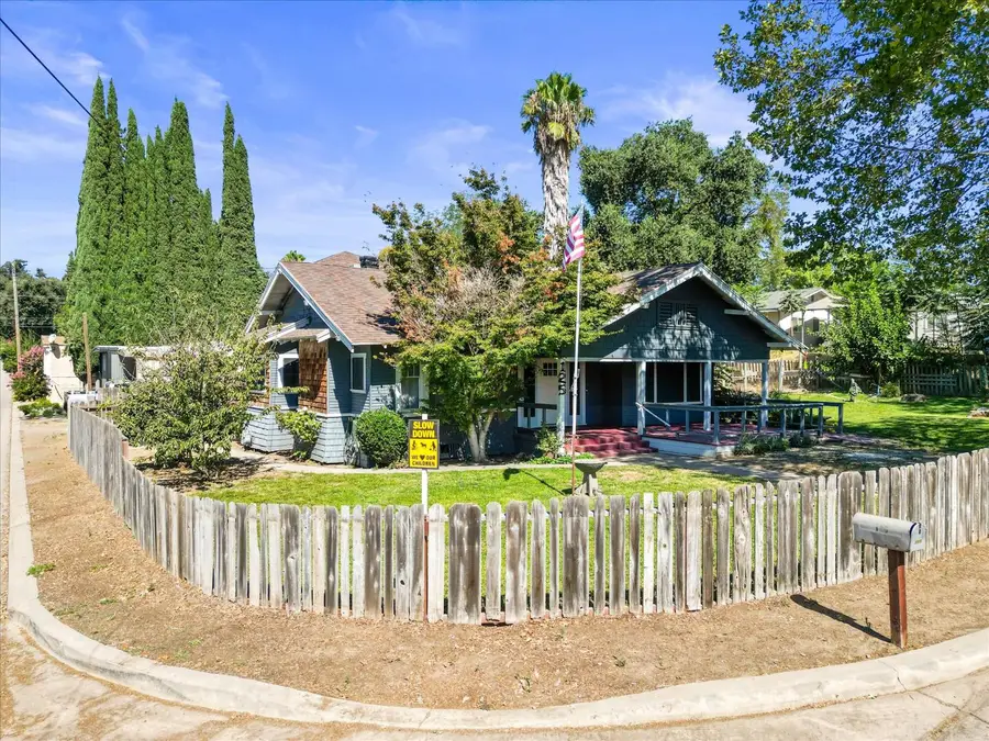 125 N Appling Road, Waterford, CA 95386 - #2