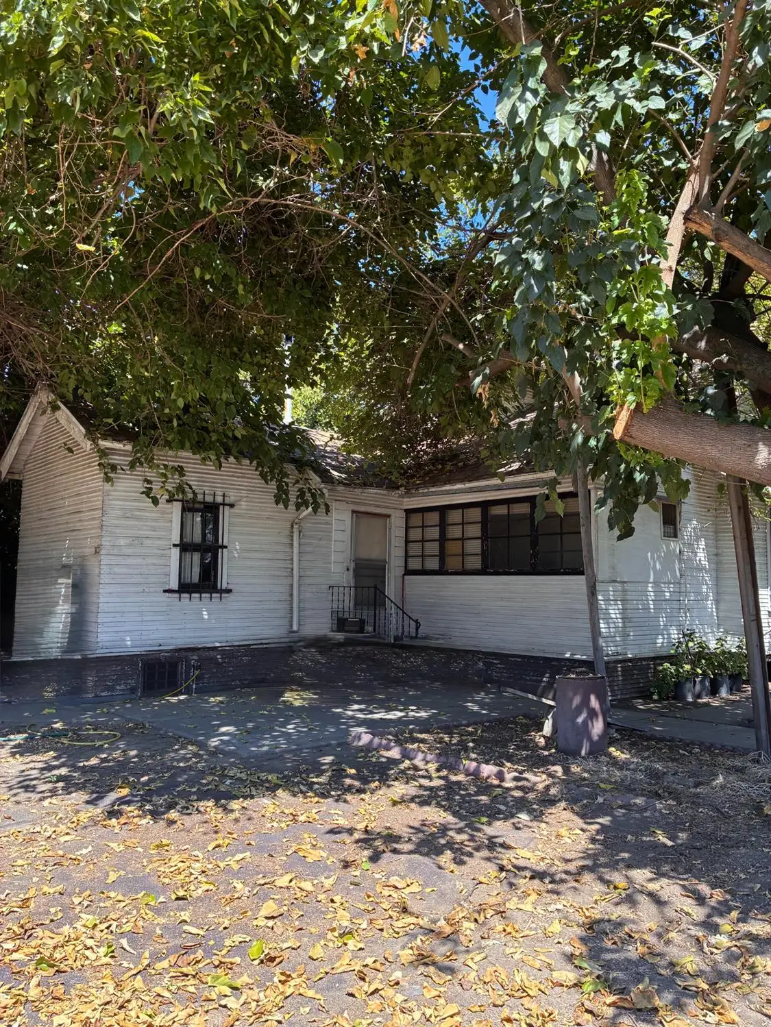 2100 W Main, Turlock, CA 95380 - #1