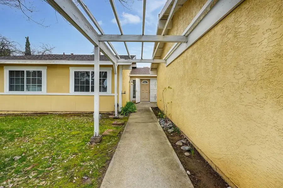 8263 Old Ranch Road, Citrus Heights, CA 95610 - #2