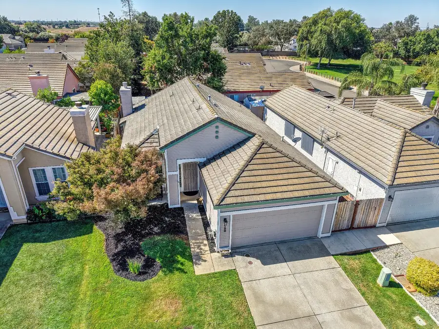 9158 Rose Parade Way, Sacramento, CA 95826 - #3
